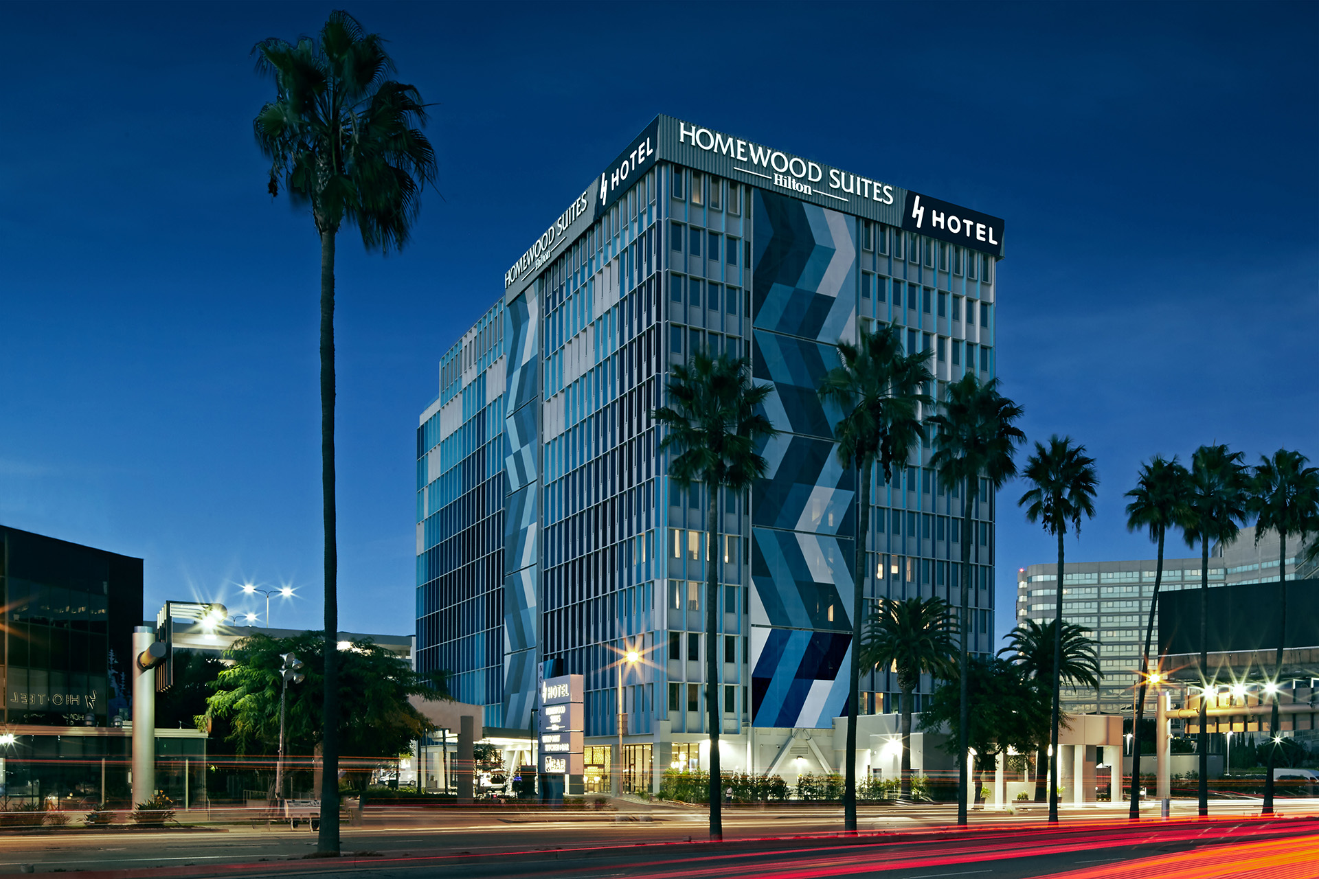 H Hotel Los Angeles, Curio Collection by Hilton exterior