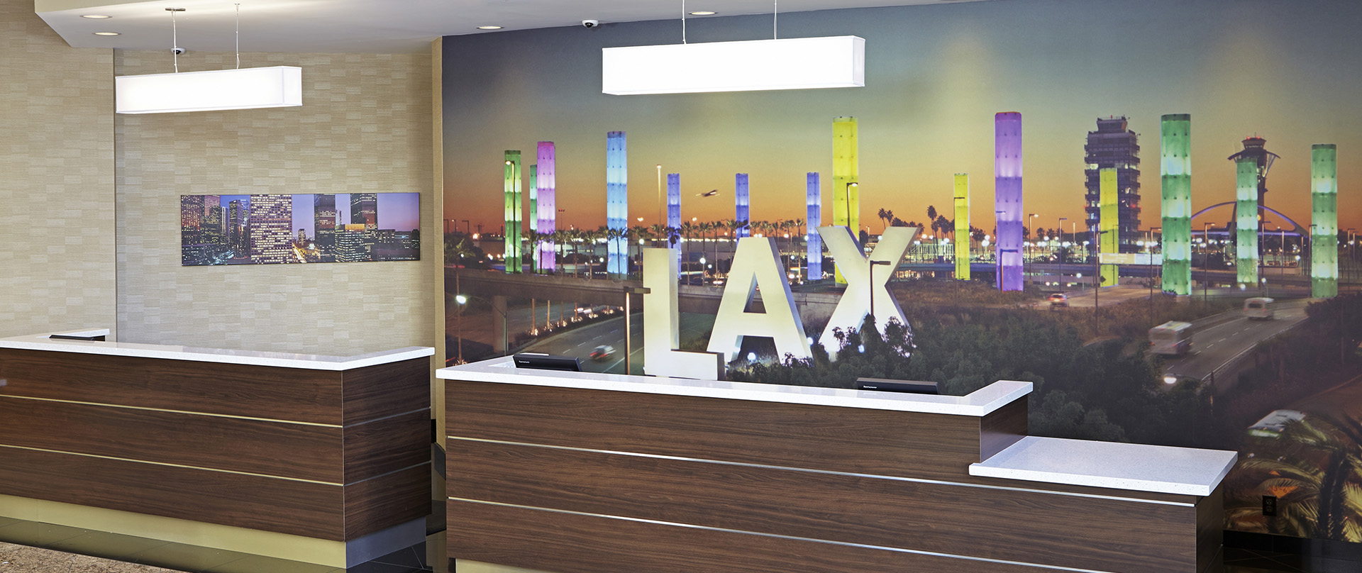 Embassy Suites by Hilton Los Angeles International Airport North Front Desk with Mural