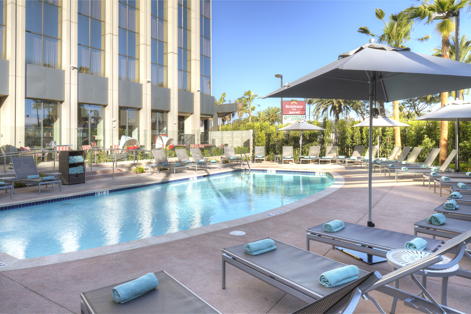 Residence Inn by Marriott Los Angeles LAX/Century Boulevard Pool